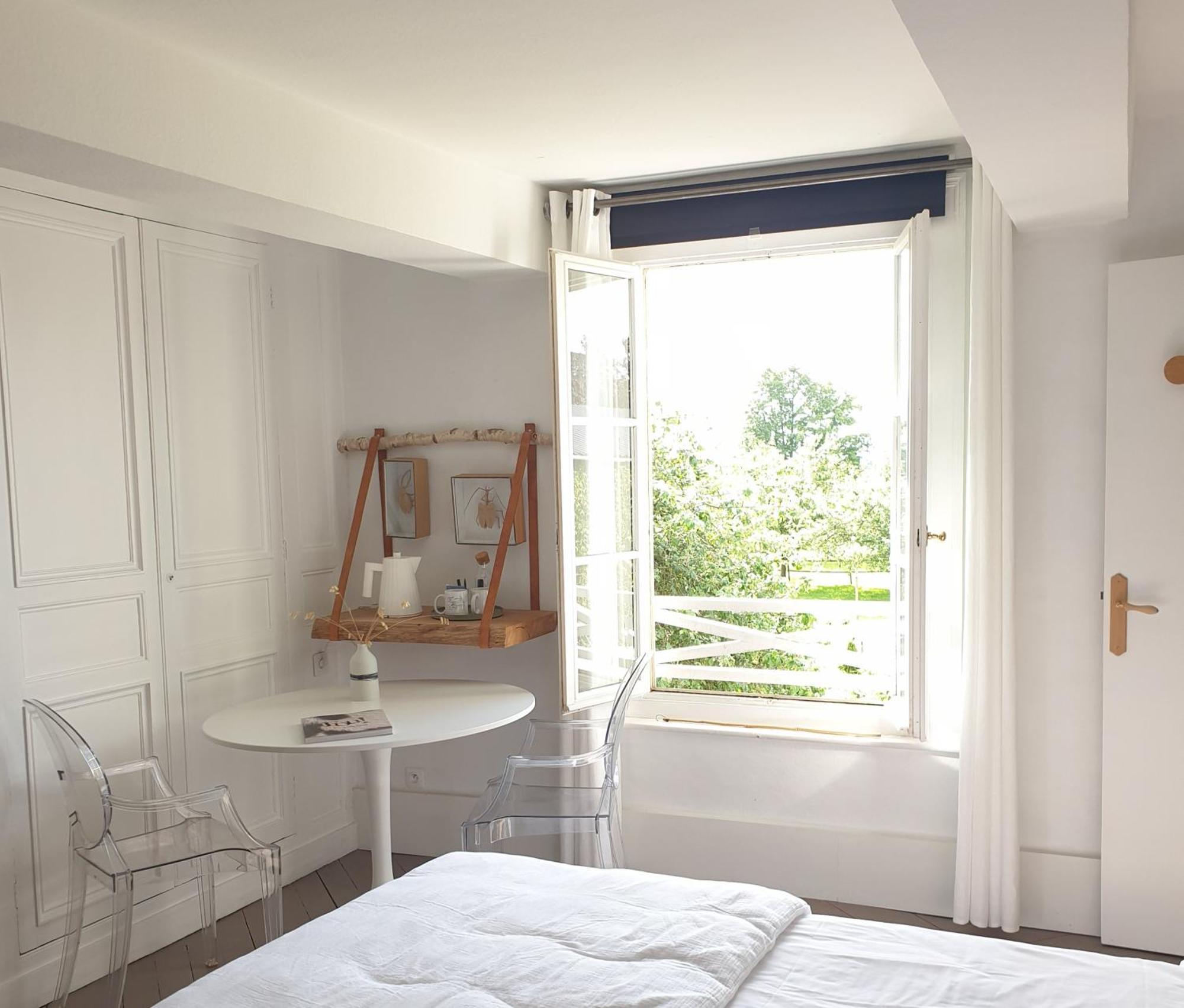 Par Hasard Ou Pas Bed and Breakfast Saint-Martin-aux-Chartrains Eksteriør billede